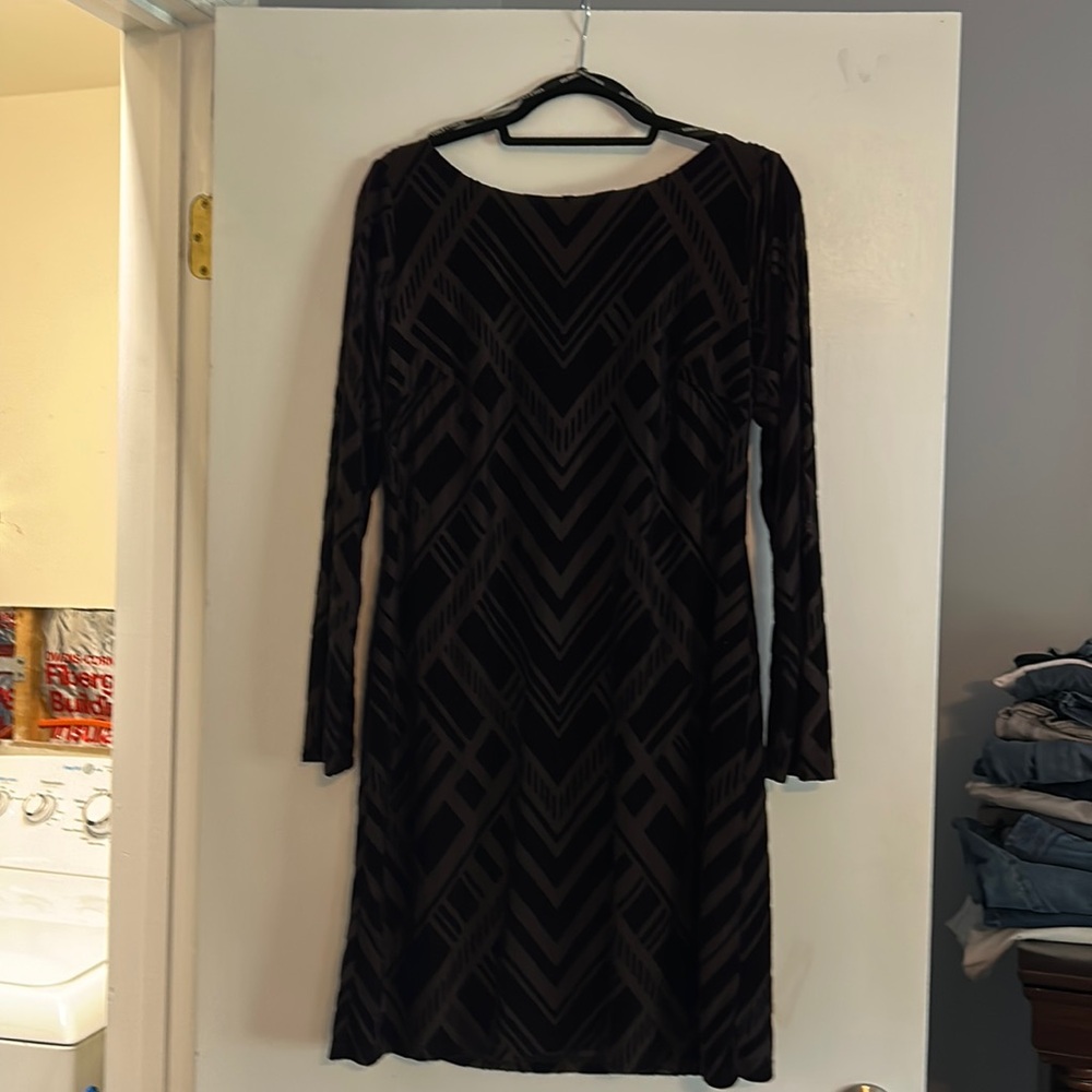 Vince Camuto Eggplant Burnout shift dress